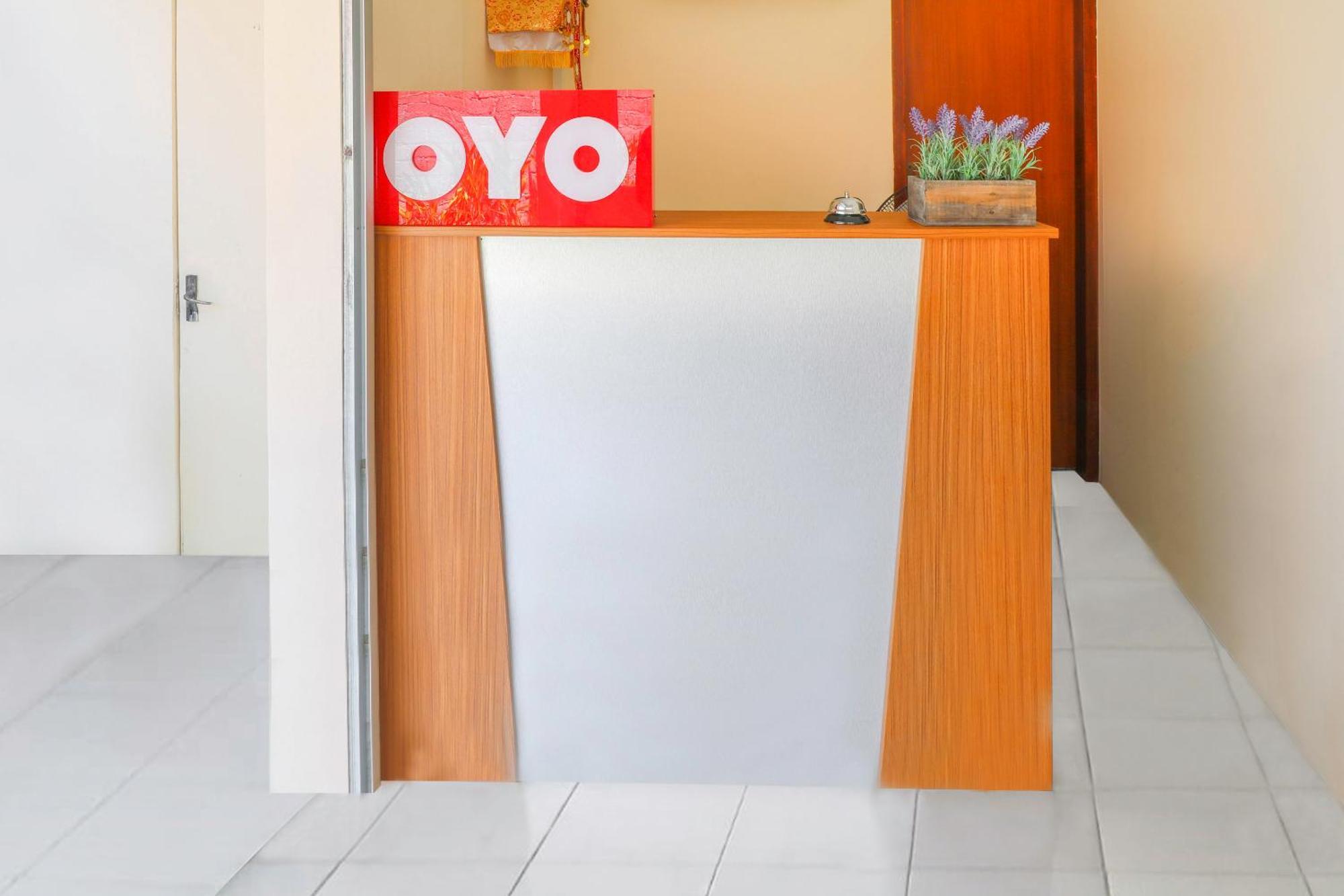 Oyo 2184 Nan Berlian Inn Legian Exterior foto